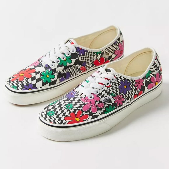 NEW Vans Authentic Checkerboard Flower Floral Printed Marshmallow Sneakers 6.5 - Picture 2 of 8